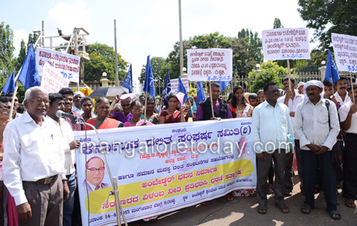 Dalits protest on the occasion of Ambedkar Jayanti in Mangaluru
